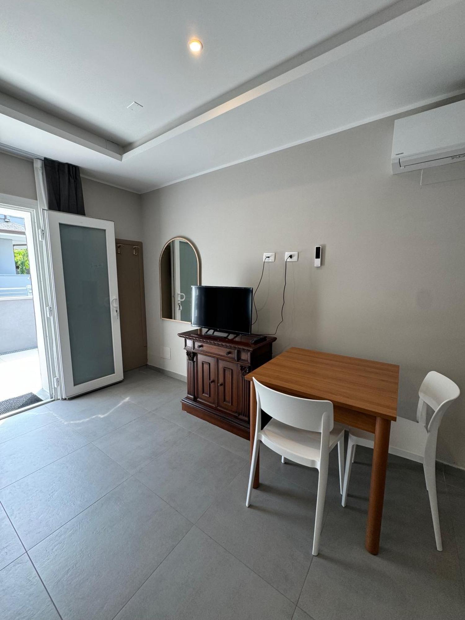 Residence Cervia Buitenkant foto